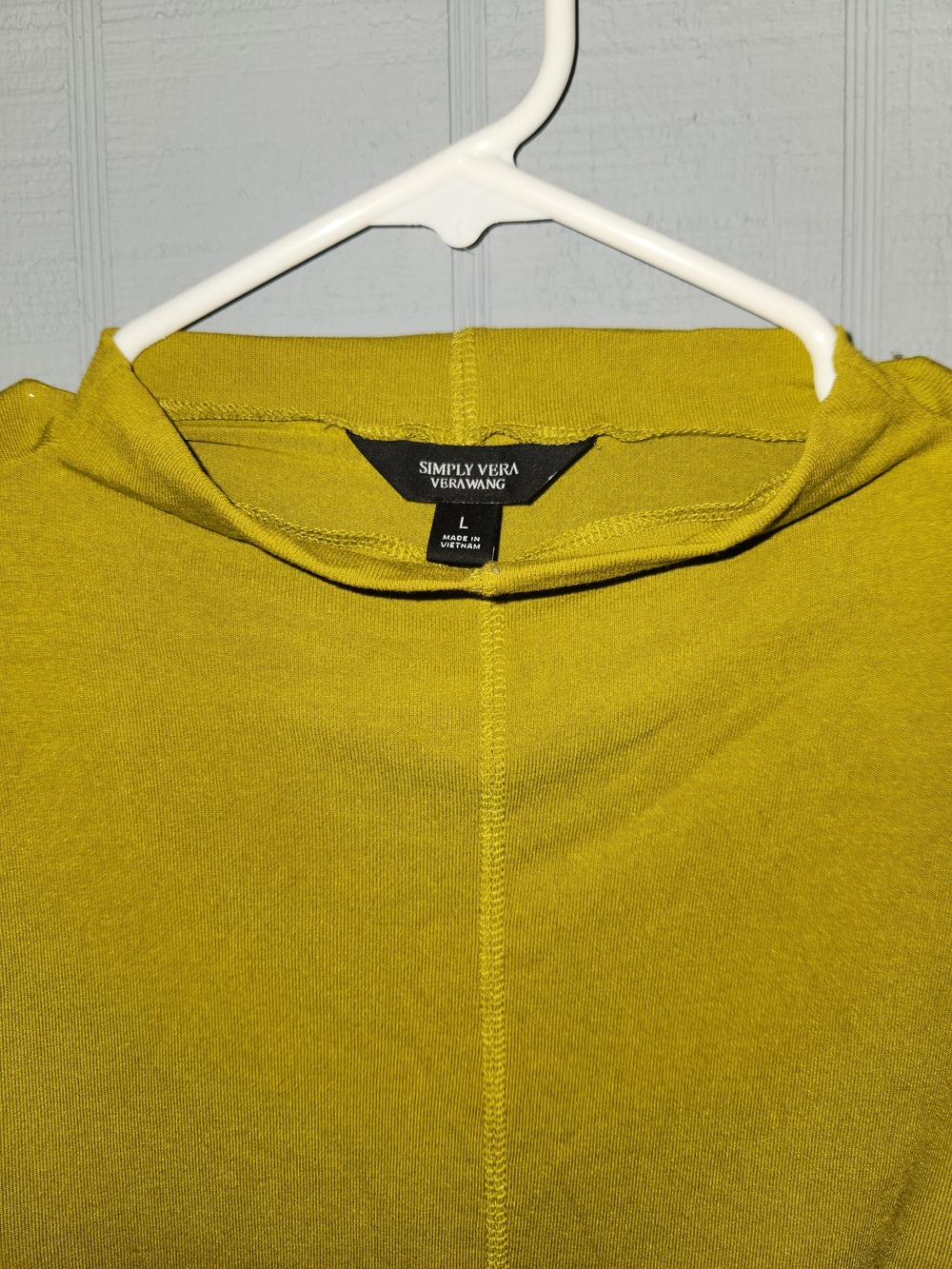 Vera Wang Olive Green Crewneck Sweater